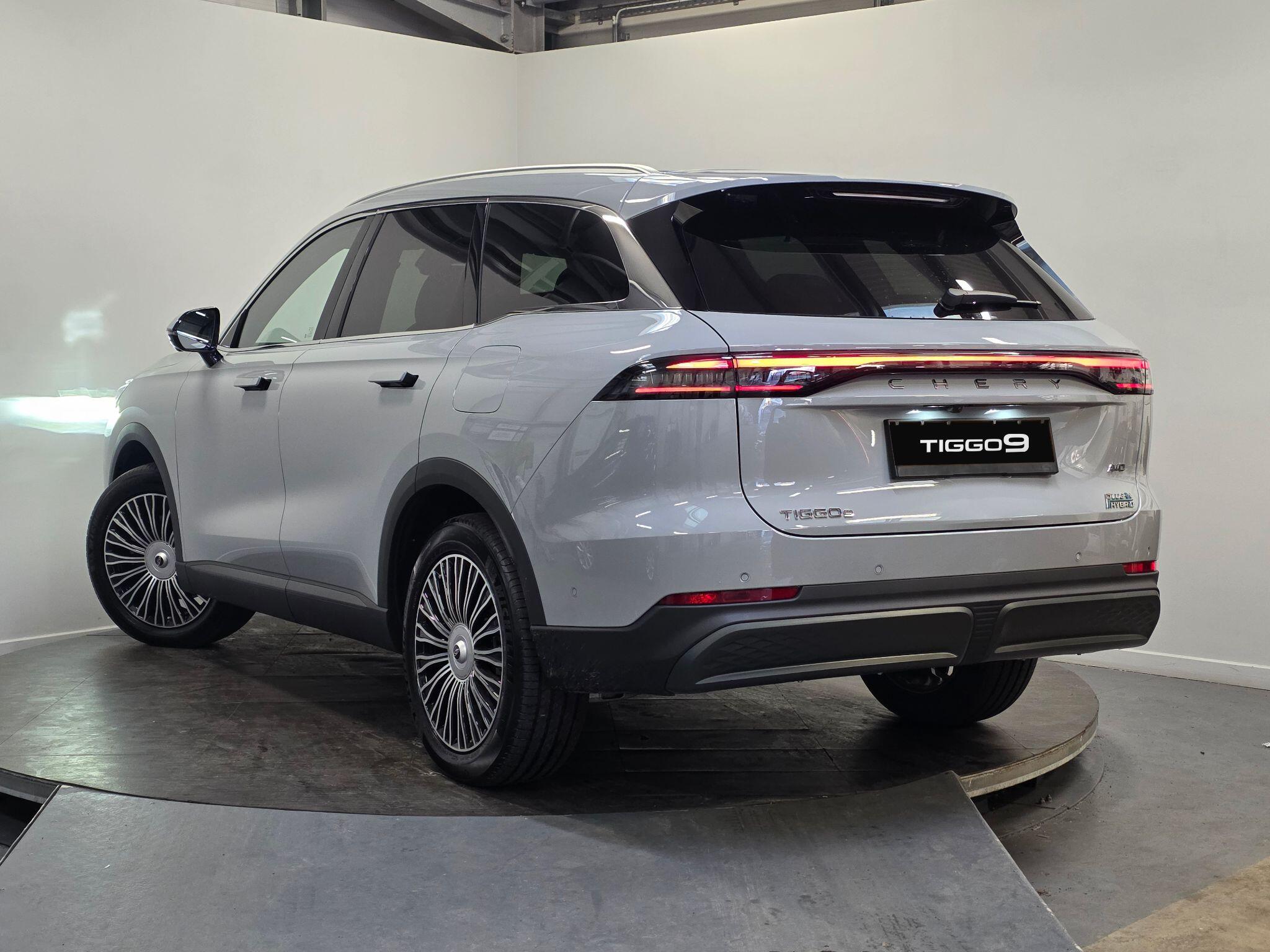 Hybrid Cars in the Market Ecosystem: Fuel Costs, Emission Zones, Urban Policies, Popular Models, Buyer Behavior, and Growth