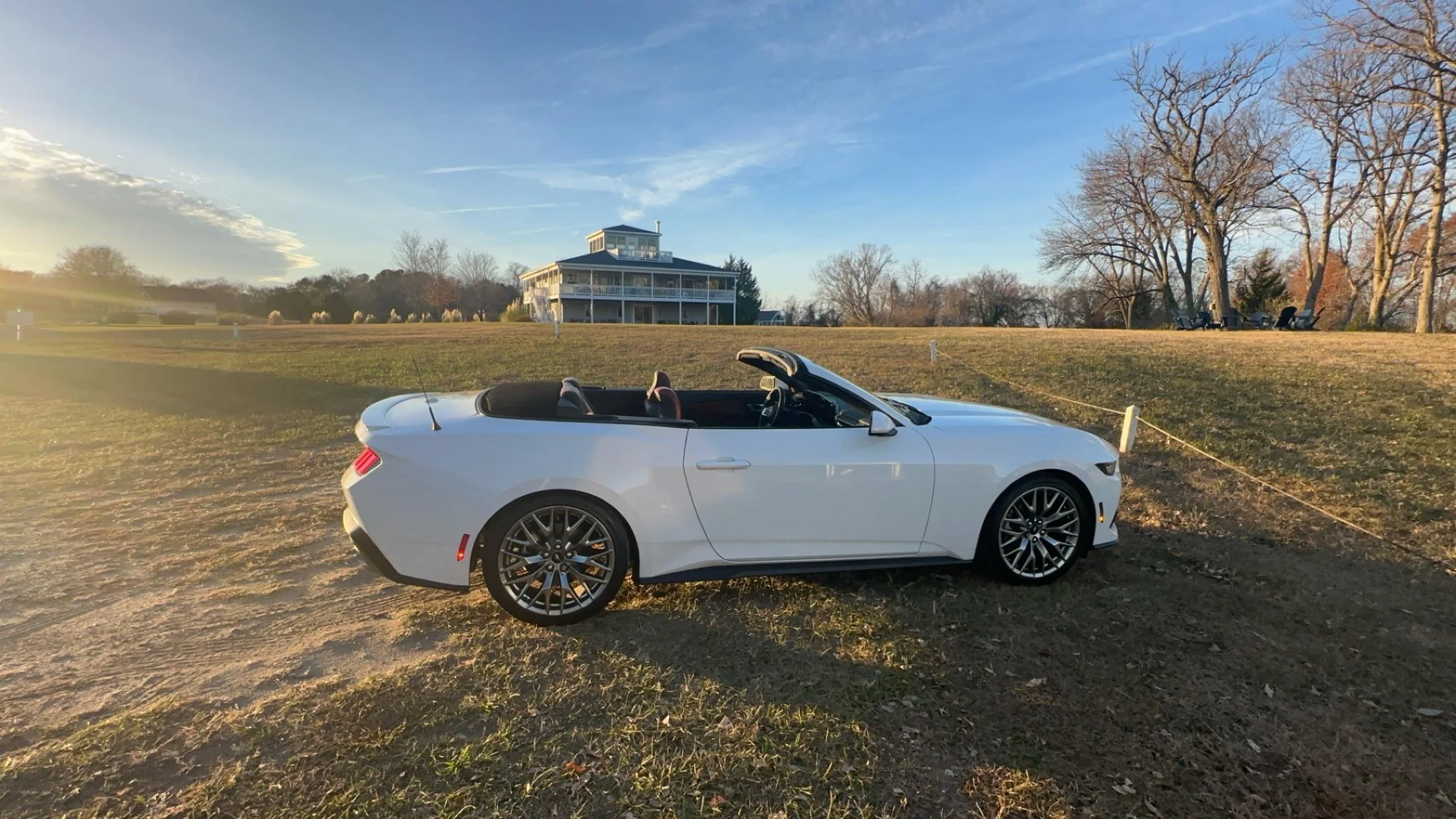 From Open-Air Comfort to Urban Practicality: The Convertible Car Experience
