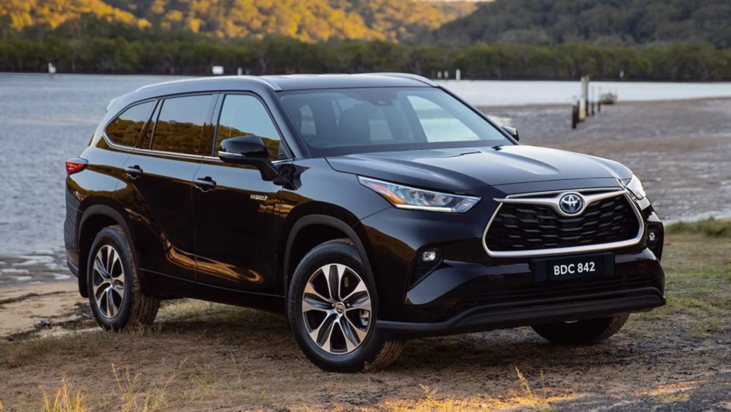 Hybrid SUV Models: Versatile Family Vehicles for Everyday Life