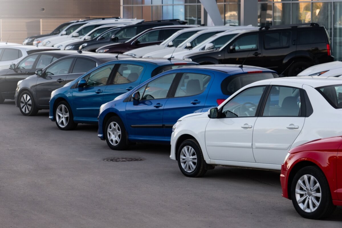 A Systematic Approach to Finding Dependable Pre-Owned Transportation