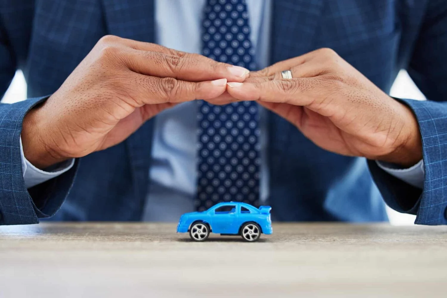 Bridging Borders: Exploring Global Auto Loan Options for Expats