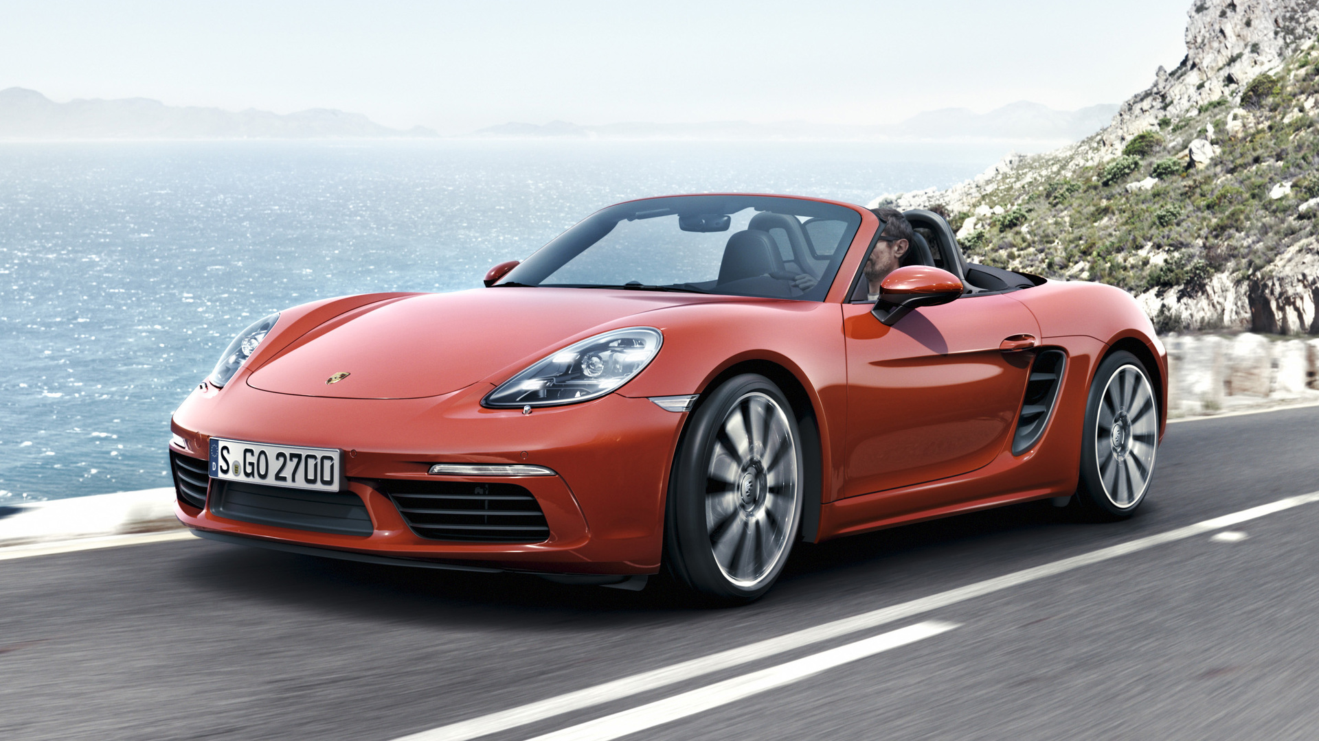 Open-Top Driving: Exploring the Enthusiast Appeal of Convertible Sports Cars